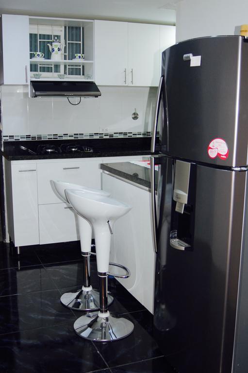 Apartamento Estudio Amoblado Prado Senorial